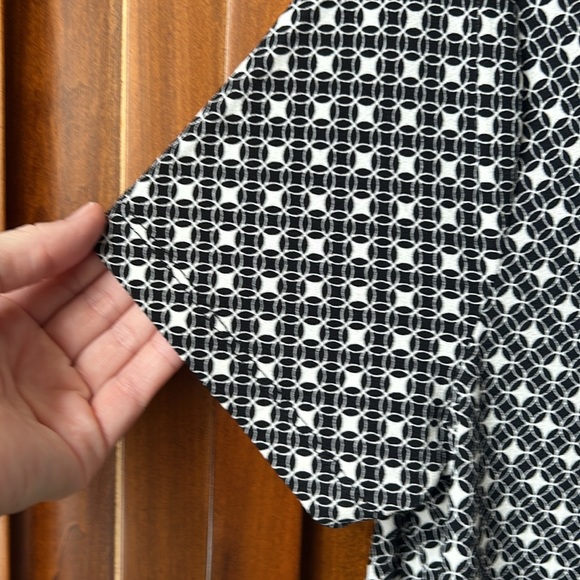 Banana Republic Factory Blouse - Picture 4 of 7